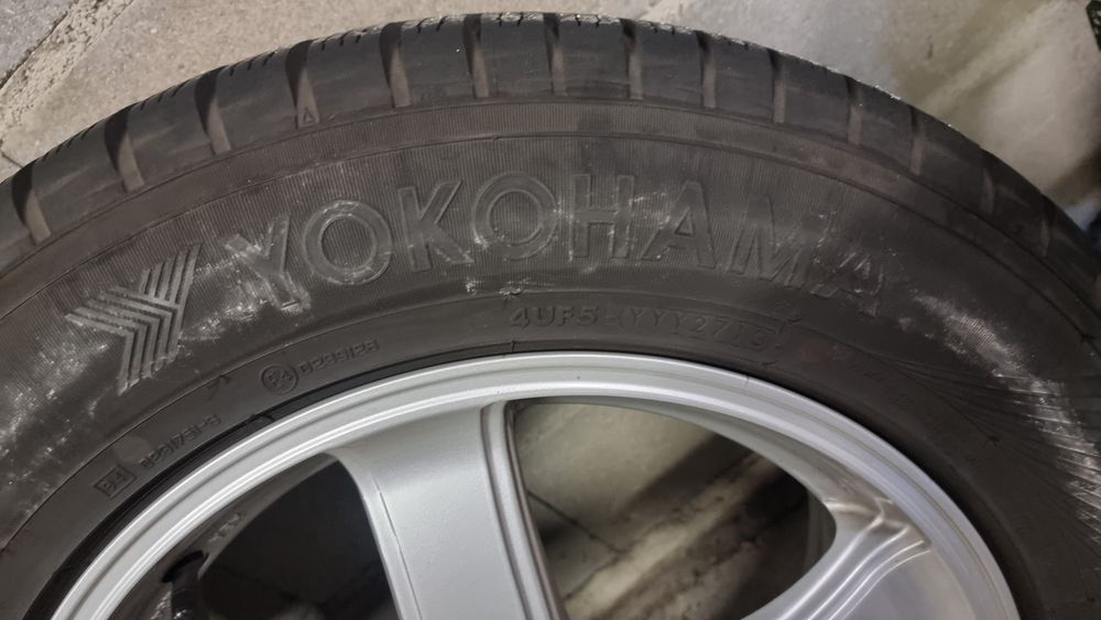 Зимни гуми с джанти 17 цола за Honda crv  4 генерация