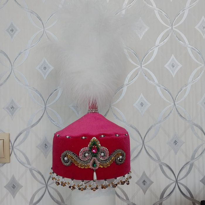 Платия на годик  продам