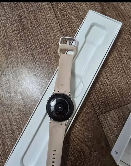 Прадам Галакси вотч