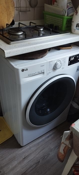 Стиральная машина с сушкой