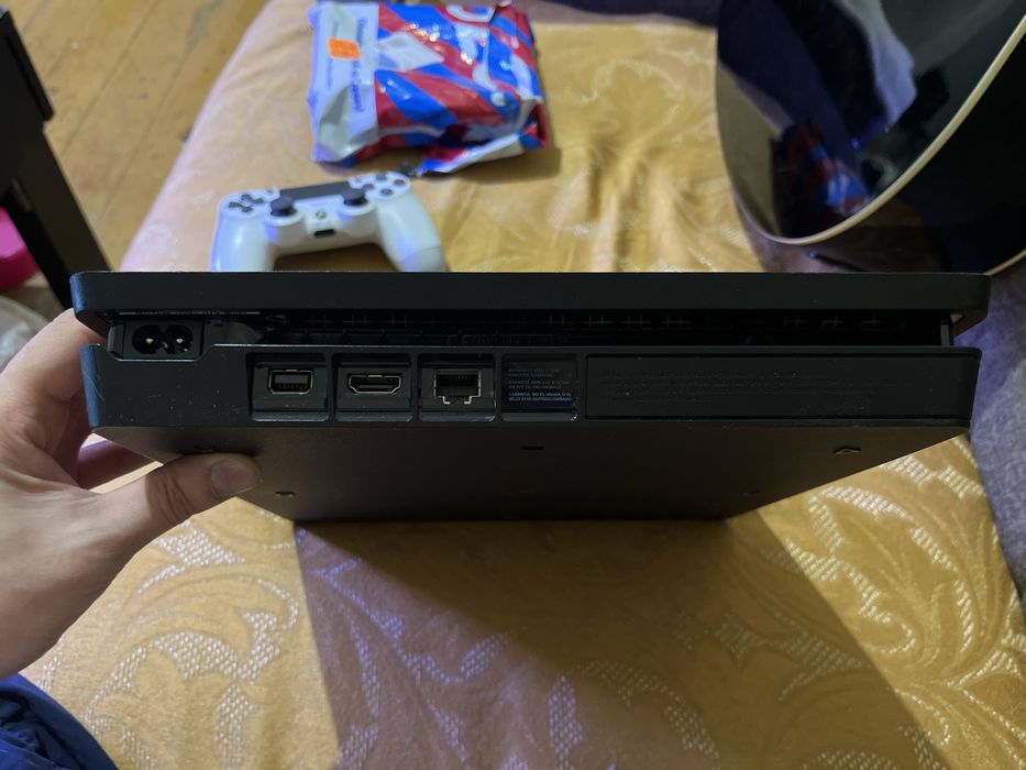 PS4 Slim , плейстейшн 4 Slim