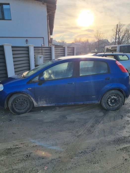 Vând Fiat Grande Punto