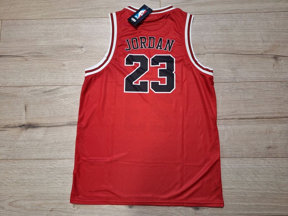 Баскетболен потник на Майкъл Джордан #Чикаго Булс #23# Mitchell&Ness!