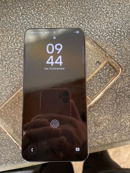 Продавам отличен телфон СПЕШНО!