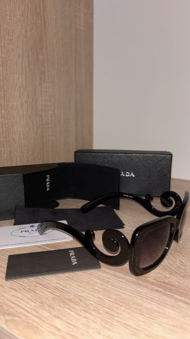 Ochelari de soare Prada nou