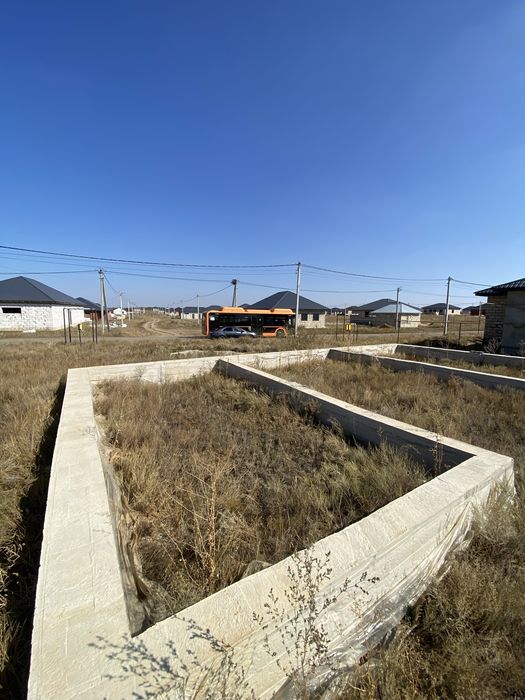Бауырластар - 5 . 10 соток жер сатылады.