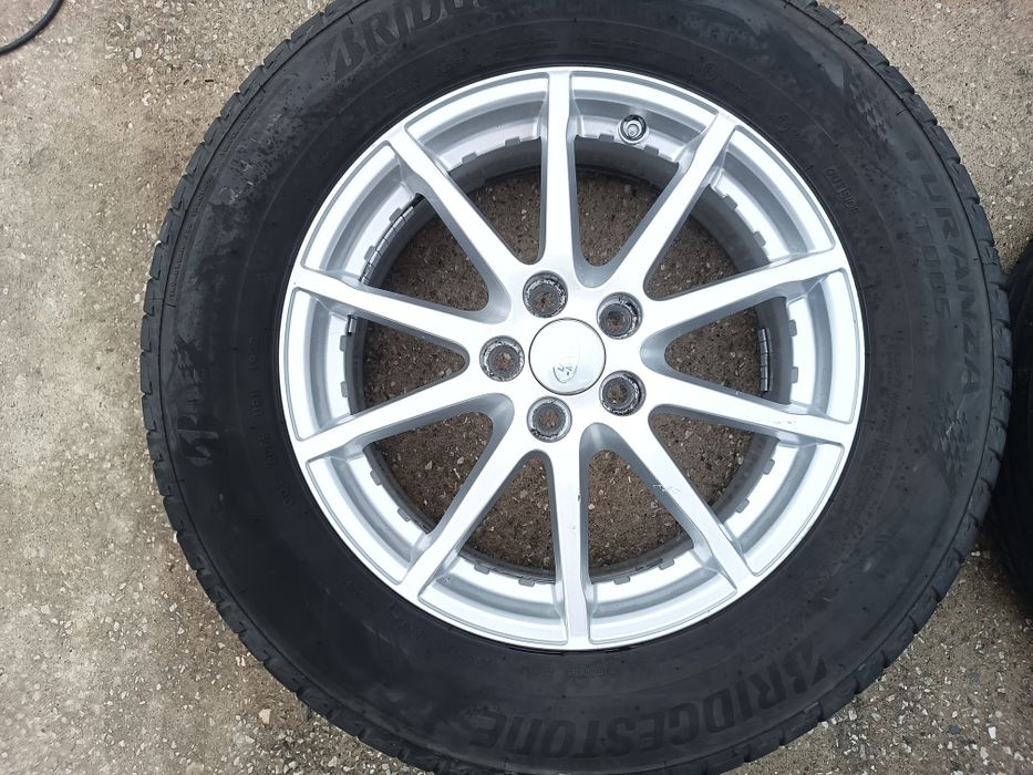 Ланд Ровър, Land Rover 225/65/17