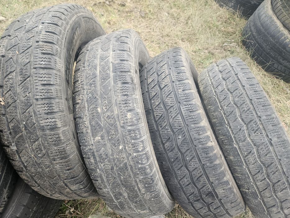 Set patru anvelope 195 75 16c iarnă