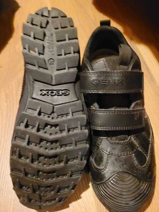 Pantofi Geox piele mărimea 37 nepurtați