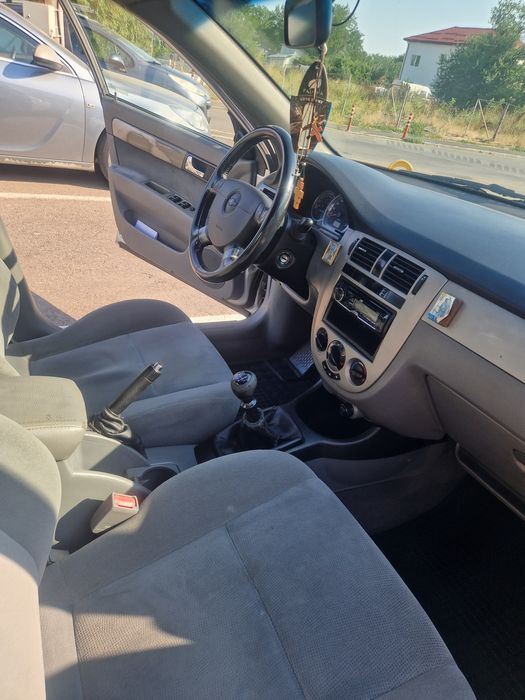 Vând Chevrolet Lacetti prim proprietar