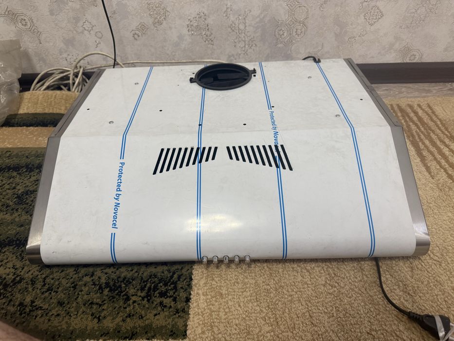 Продам вытяжку Simurg 600xd