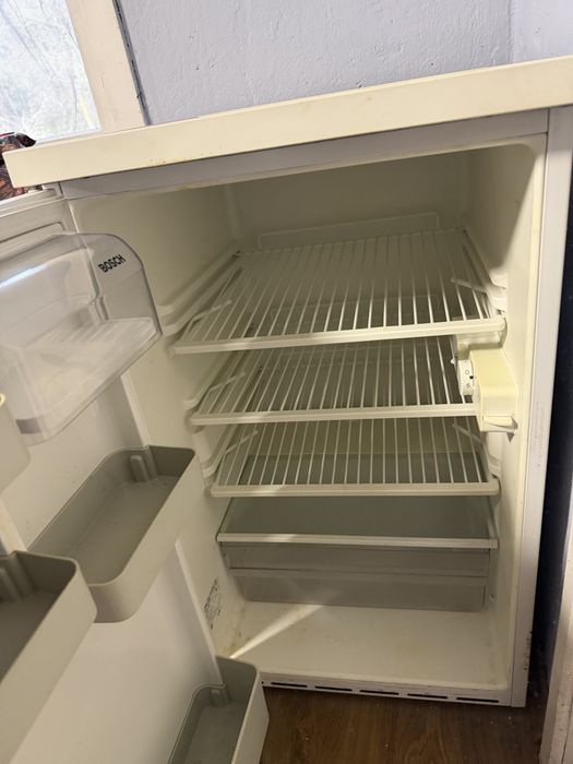 Хладилник   bosch