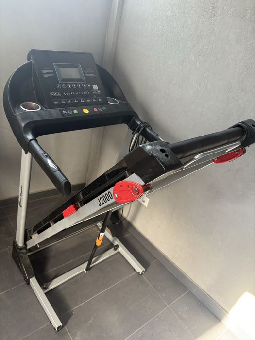 Banda j2000 de alergat