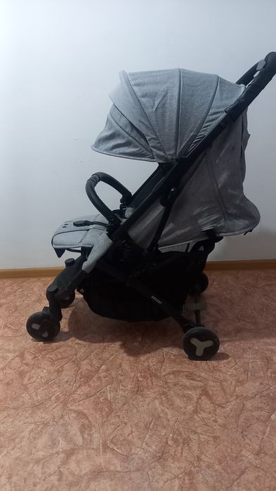 Продам детскую коляску