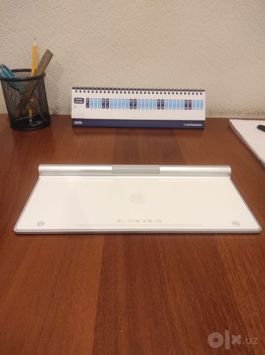 Apple Magic Keyboard 1