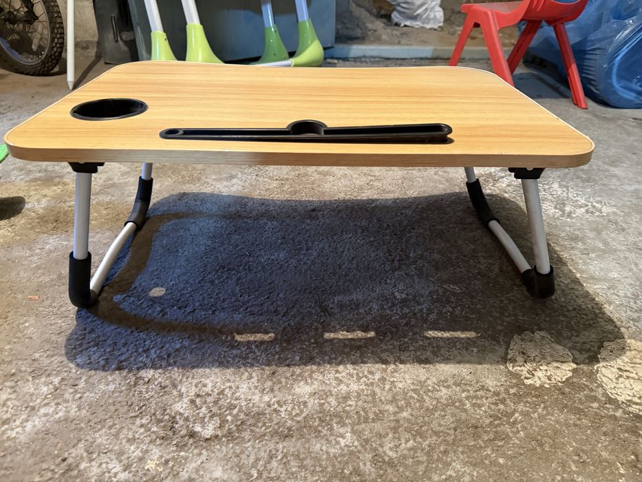 Продам детский складной столик