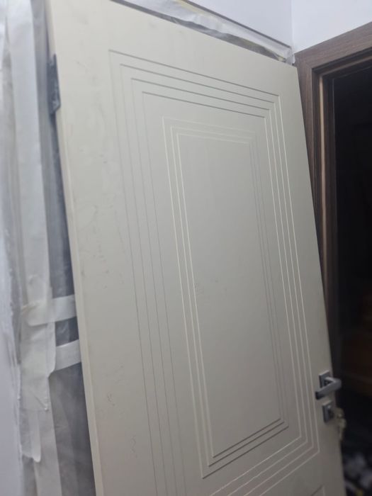 Срочно продается межкомнатная дверь ТОРГ