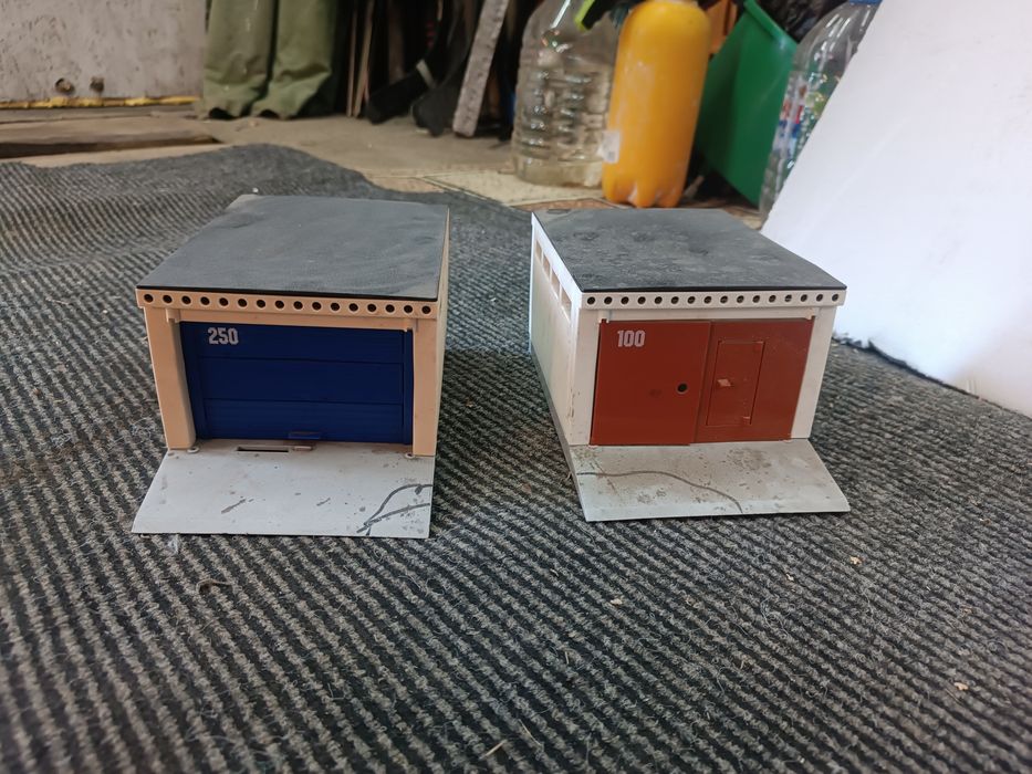 Продам гаражи детские