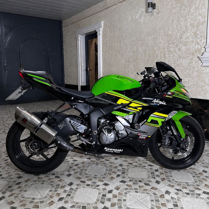 Kawasaki zx6r спортивный мотоцикл