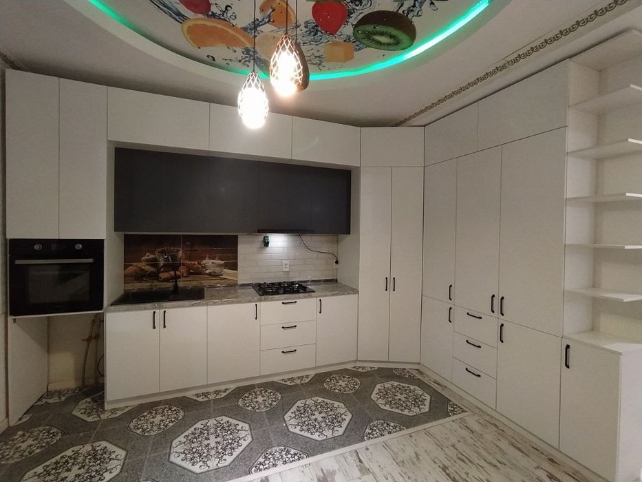 Кухни мебел на Заказ