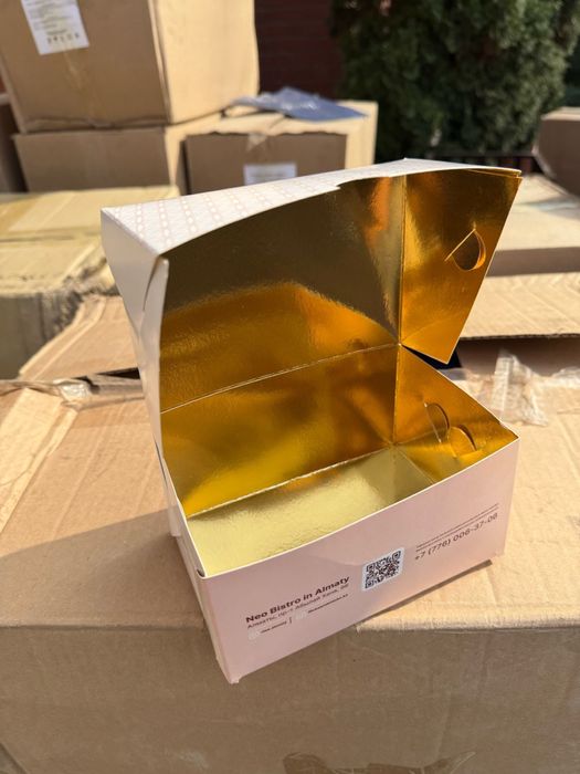 Коробочки для боксов либо пирожных