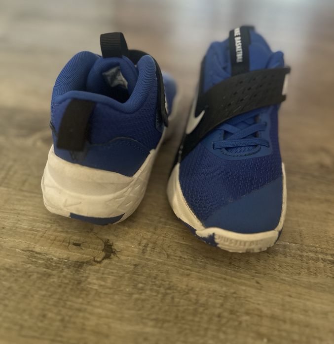 Nike високи обувки