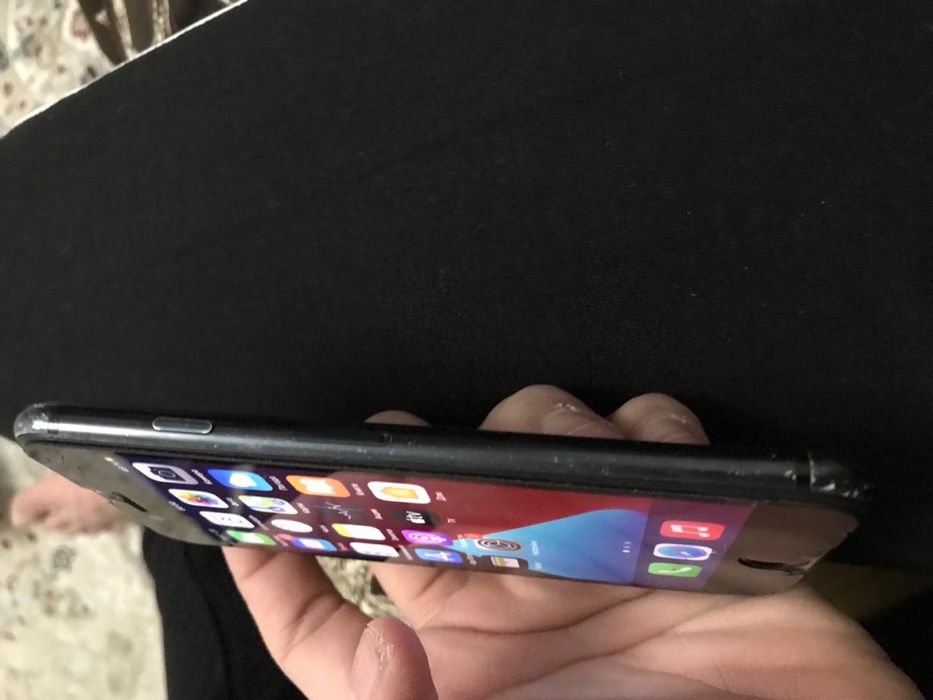 Айфон 8vgvvbjnnn