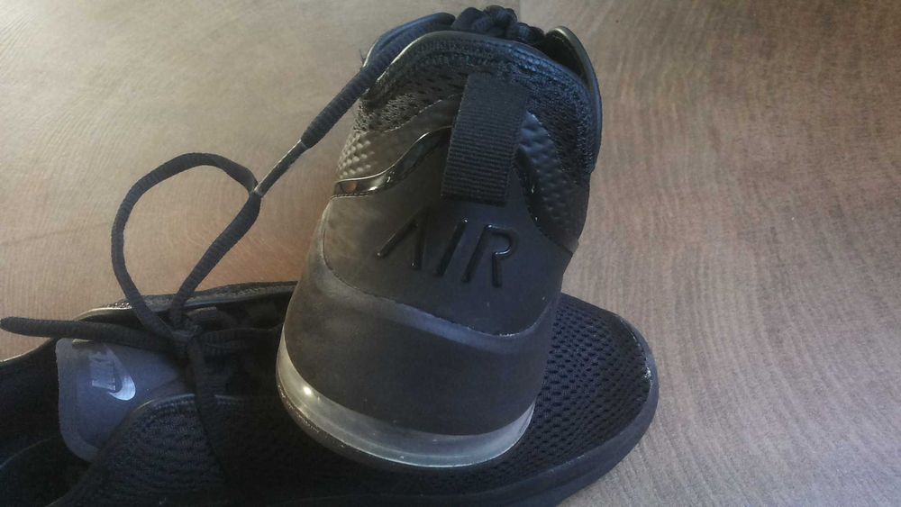 NIKE AIR MAX MOTION 2 Shoes размер EUR 43 мъжки маратонки 407-14-S