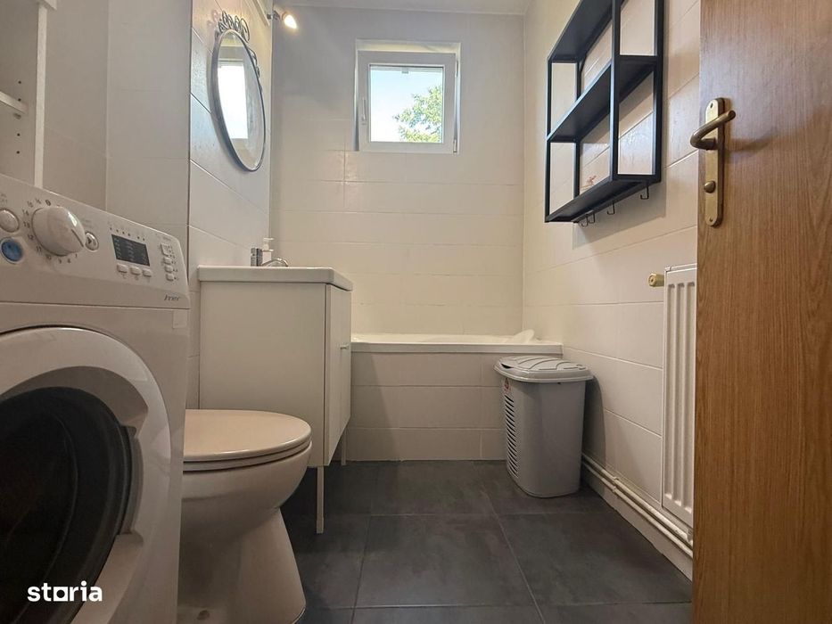 Apartament 3 camere, str. Bucuresti, suprafata generoasa