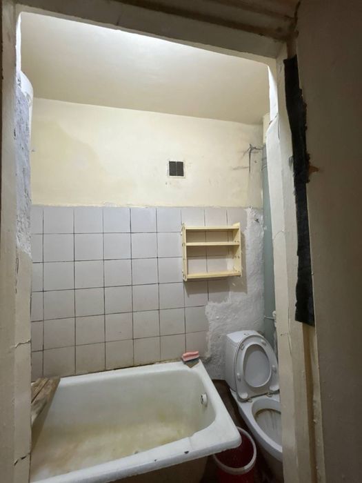 1 xonali uy sotiladi