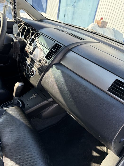 Продам автомашину Ниссан