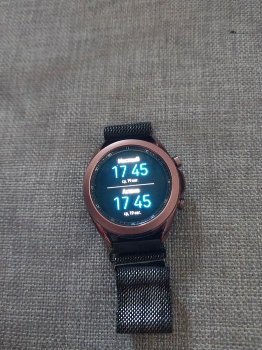 Смарт-часы Galaxy watch 3 и Apple watch sport