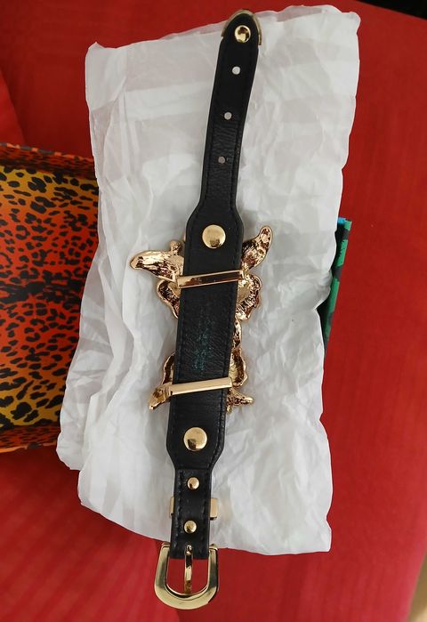bratara Versace H&M, noua, curea este din piele