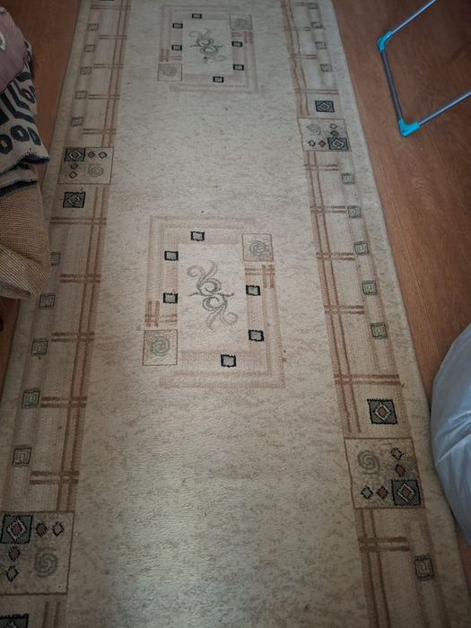 дорожка  5,6м, ковер 2*3 читайте текст