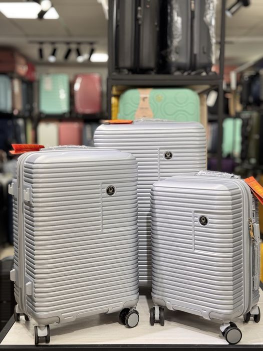 Супер скидки на большие чемоданы