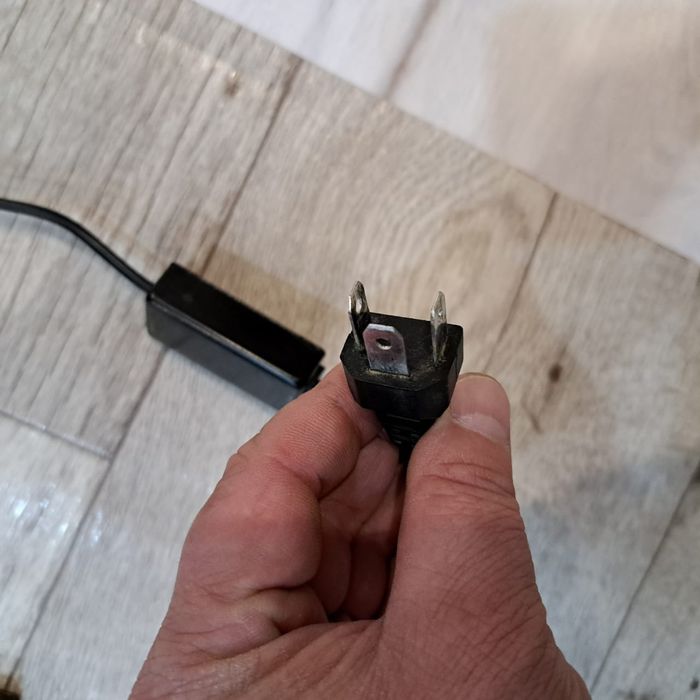 3-х контактный Н4  ЛЕД