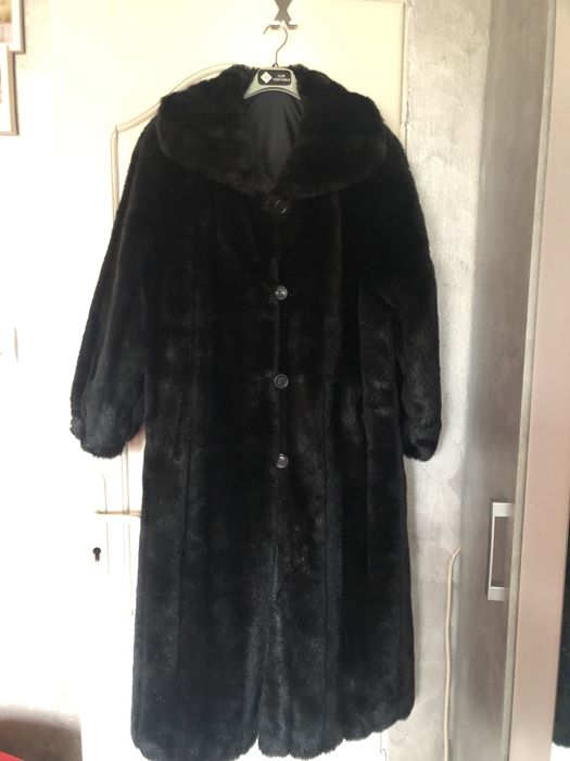 Palton lung din blana naturala