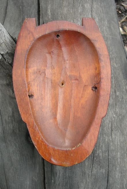 Маска деревянная продам
