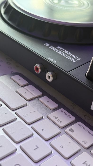 DJ контролер Numark Mixtrack PRO FX DJ