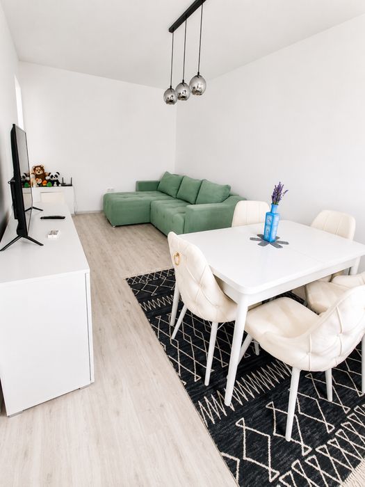 Direct proprietar - inchiriez apartament decomandat (Militari Residence )