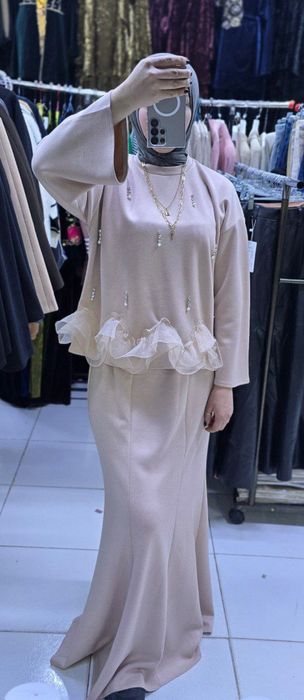 Женские платя трендовые сезоновие