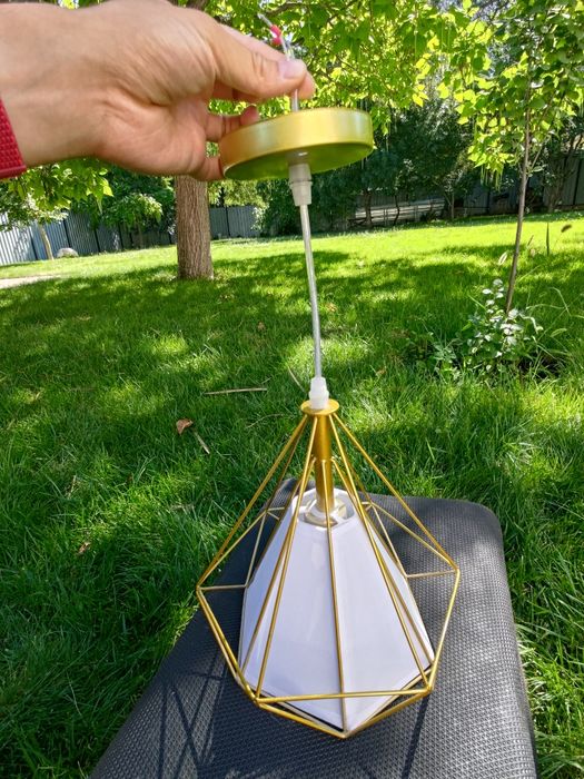 Светильник однорожковый
