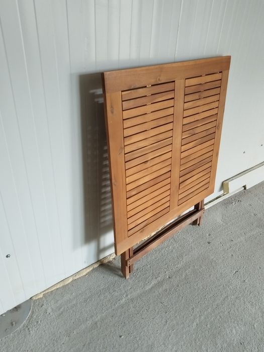 Дървена маса за двор или тераса 2бр.