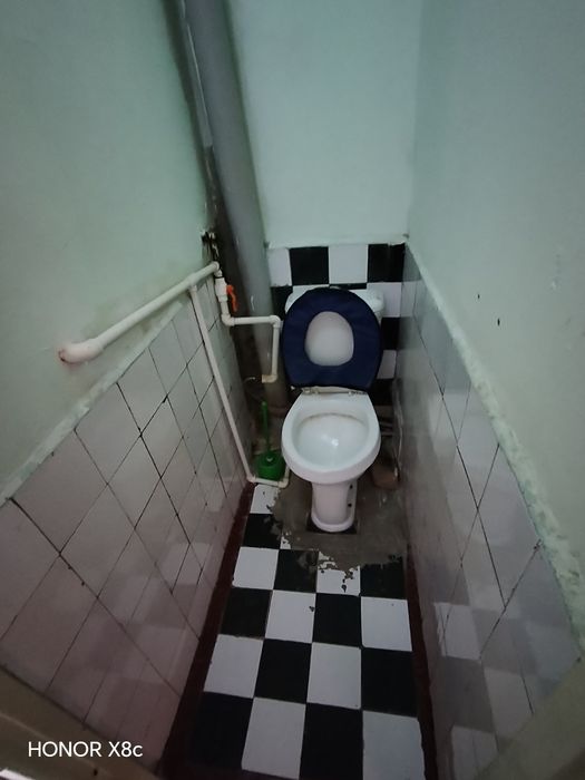 3 xonalik kvartira sotiladi