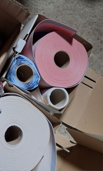 Soudal лента за прозорци и силикон