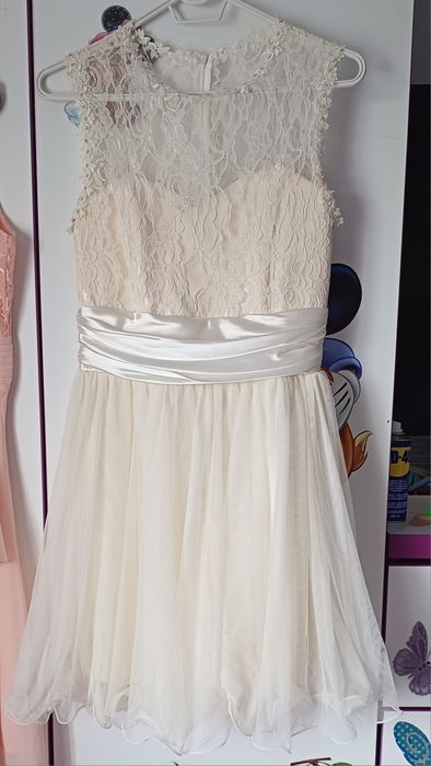 Rochie alba 40-42