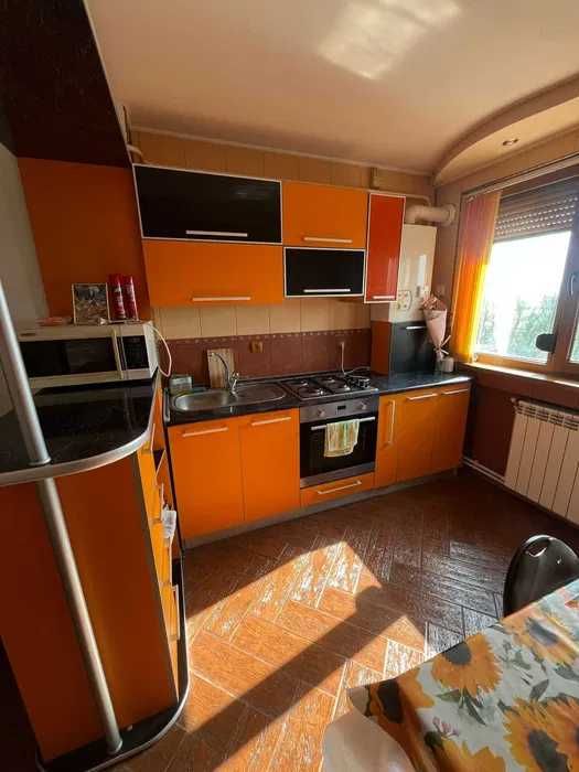 inchiriez apartament
