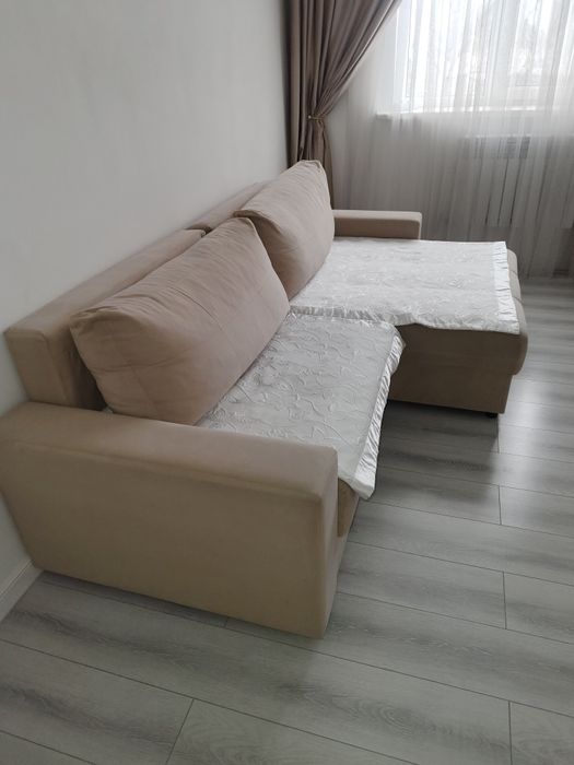 Продам диван производство Россия.