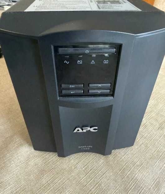UPS APC Smart-UPS C, 1500VA/900W, Line Interactive, Tower