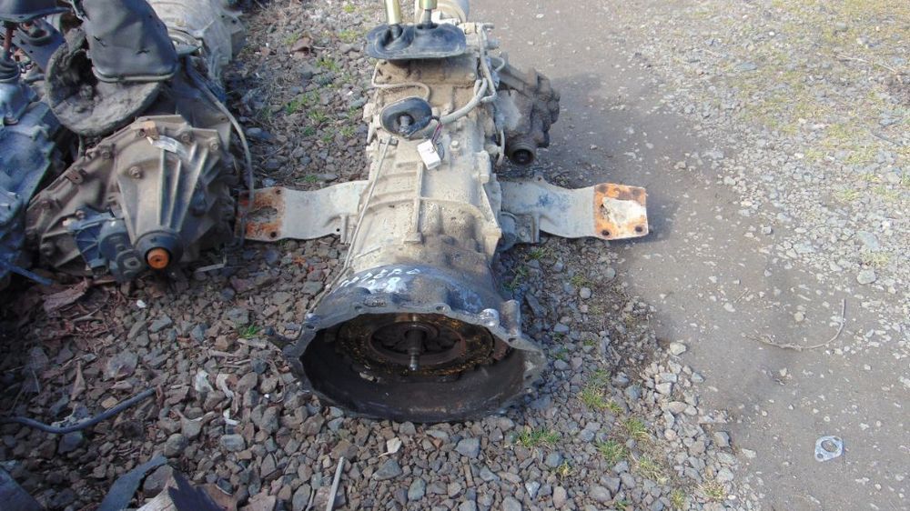Cutie de transfer mitsubishi Pajero mk2 motor 2.8 cutie de viteze dezmembrez pajero 2.8 mk2